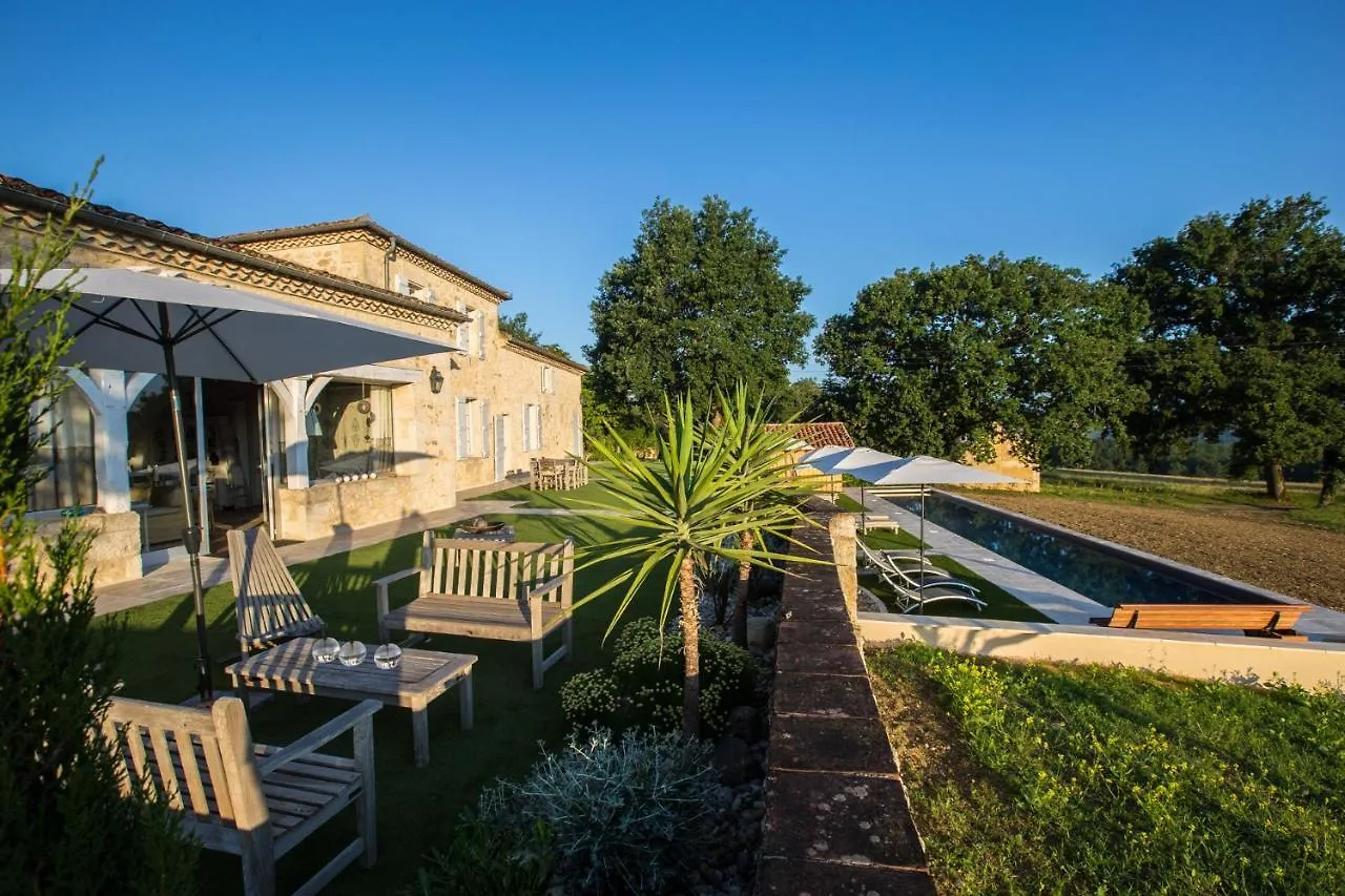 Lacassagne Bed & Breakfast Larressingle